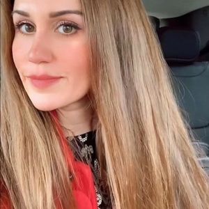 Meet your Posher, Nichola